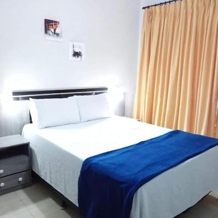 Apartamento Familia A 10 Mim Da Praia Do Forte Em Cabo Frio Exterior photo